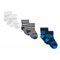 Pack 3 chaussettes de junior Real Madrid.